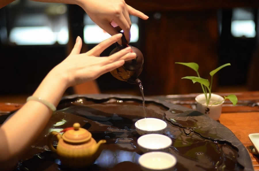喝茶四大誤區(qū)危害您的健康請(qǐng)健康飲茶